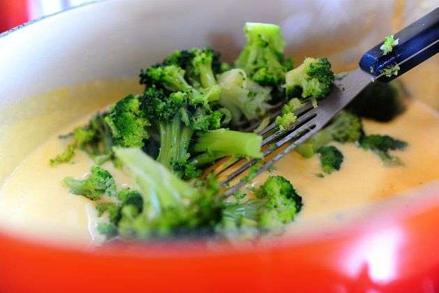 brokolice-sýr-krekr-kastról-9