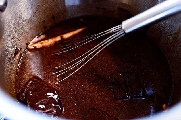 tmavé-čokoládové-brownies-4
